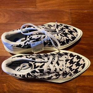 Adidas Hypersleek Houndstooth Women NWT 7 1/2